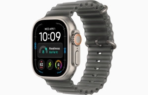 Apple Watch Ultra 4 GPS + Cellular 49 mm z tytanu w kolorze naturalnym - Pasek Ocean w kolorze półprzezroczystej czerni MK7P4QP/A